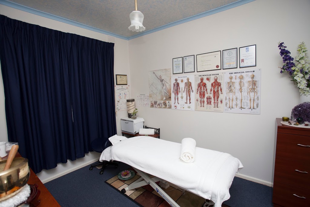 Vital Therapeutic Bodyworks - Remedial Massage, Bowen Therapy, R | spa | 19 Tamworth Rd, Kilsyth VIC 3137, Australia | 0409536189 OR +61 409 536 189