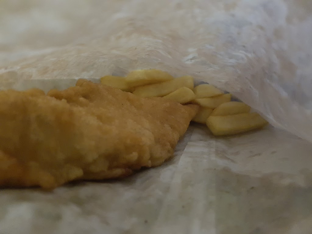 Kerrie Road Fish & Chips | meal takeaway | 18 Kerrie Rd, Glen Waverley VIC 3150, Australia | 0398021309 OR +61 3 9802 1309