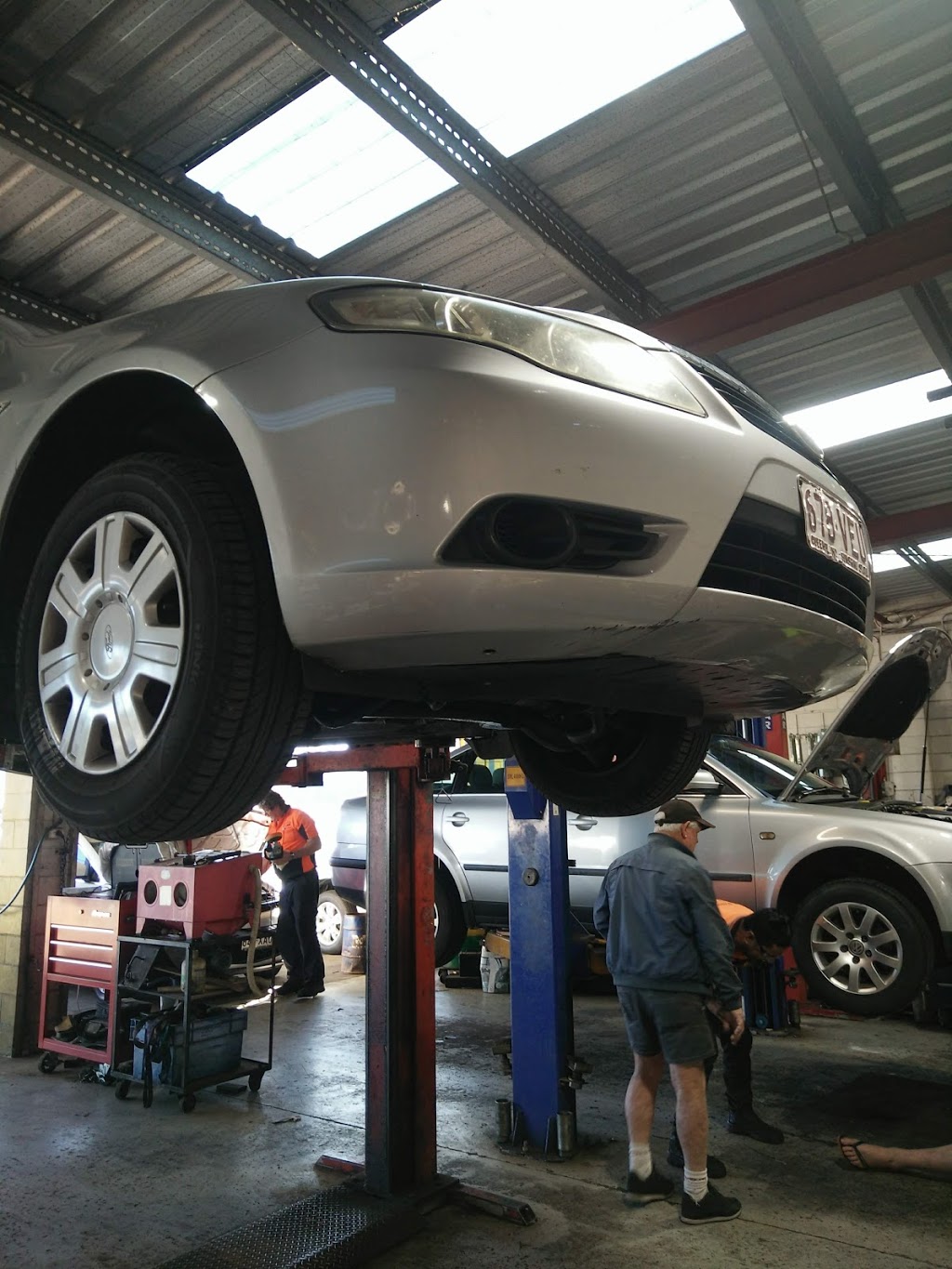 Allenstown Auto Repairs | car repair | 130 Derby St, Allenstown QLD 4700, Australia | 0749228844 OR +61 7 4922 8844