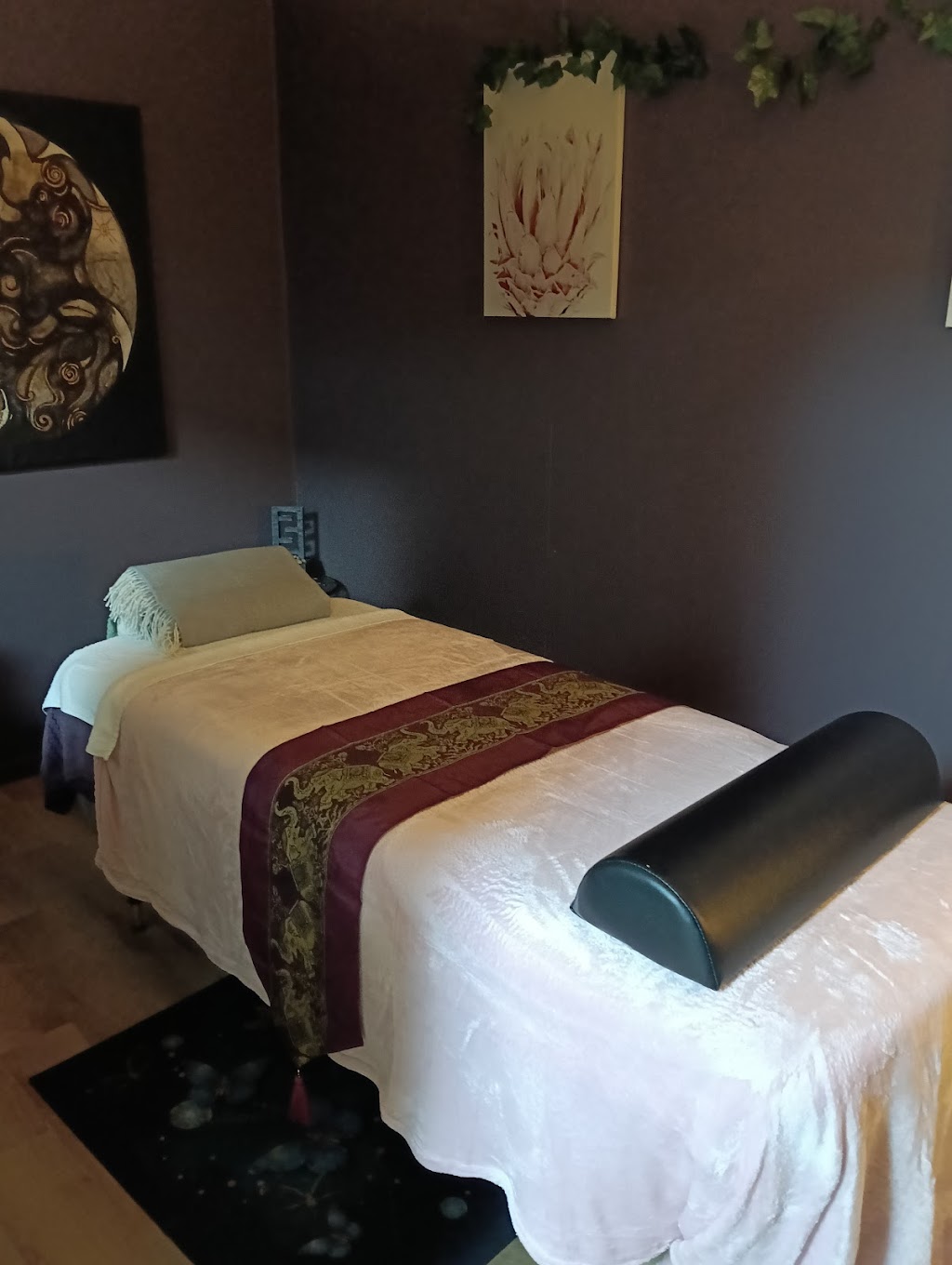 BeeZy Remedial Massage Clinic & Chair Yoga | 1385 Healesville - Koo Wee Rup Rd, Woori Yallock VIC 3139, Australia | Phone: 0466 026 587