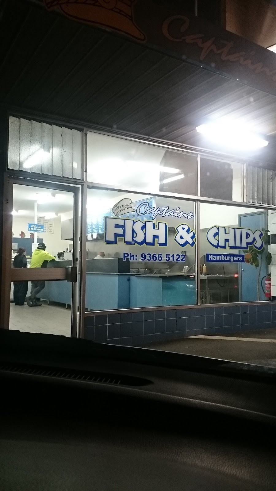 Captains Fish & Chips | restaurant | 56 Kings Rd, St Albans VIC 3021, Australia | 0393665122 OR +61 3 9366 5122