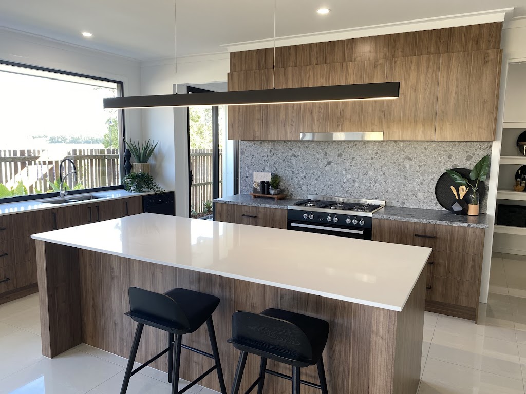 Bella Homes - Whiterock | 35 Foley Wy, White Rock QLD 4306, Australia | Phone: 0447 778 831