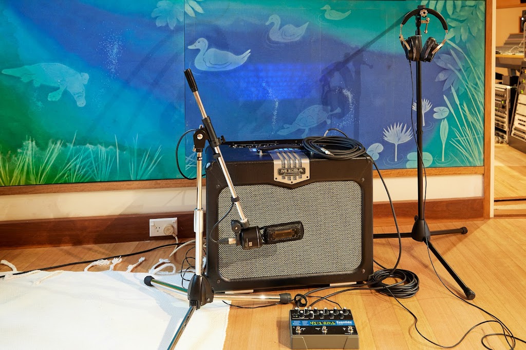 Mix Artist Studio | Left Bank Rd, Mullumbimby NSW 2482, Australia | Phone: 0404 768 986