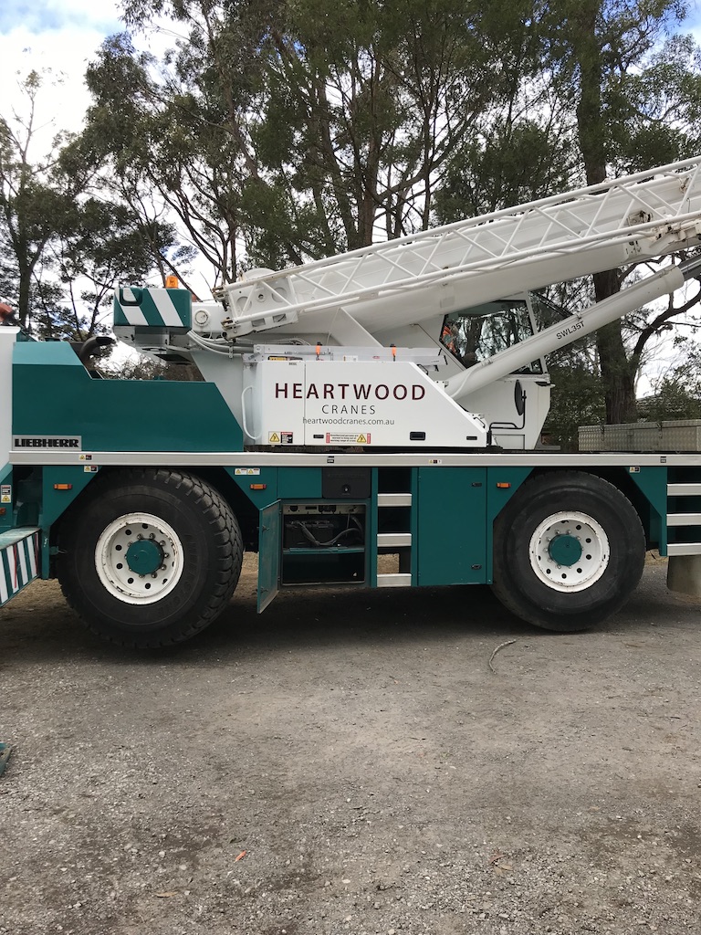 Heartwood Cranes | 66 Sunset Point Dr, Mittagong NSW 2575, Australia | Phone: 0429 112 999