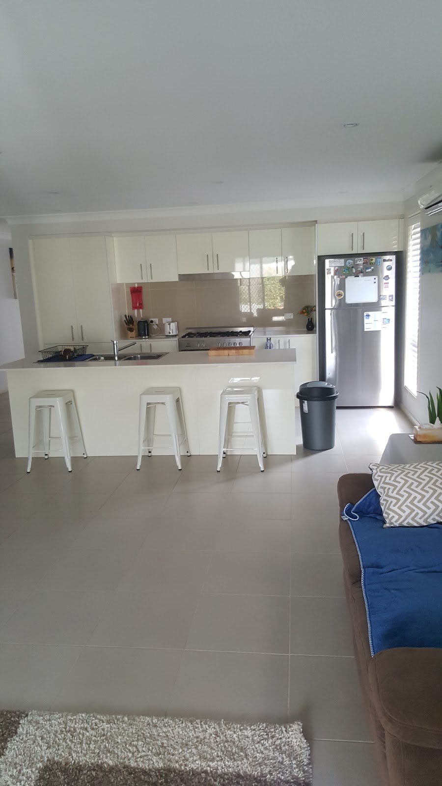 Bayswood Holiday Home | 7 Transom St, Vincentia NSW 2540, Australia | Phone: (02) 4441 6400