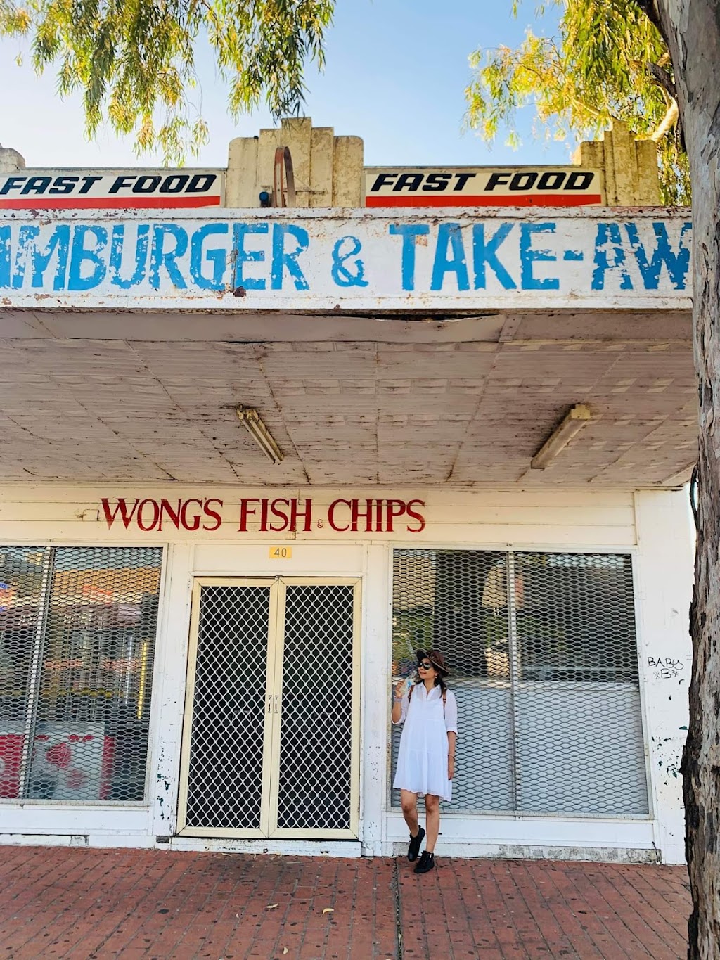 Wongs Fish N Chips | meal takeaway | 40 Fox St, Walgett NSW 2832, Australia | 0268281603 OR +61 2 6828 1603