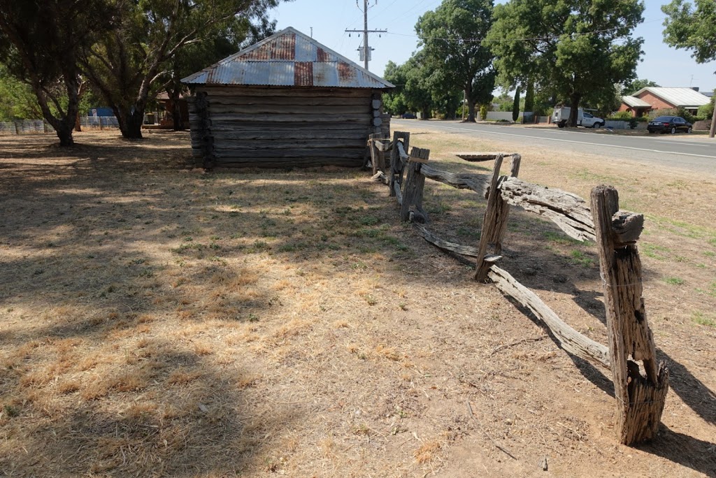 Carisbrook Log Jail | Bucknall St, Carisbrook VIC 3464, Australia | Phone: (03) 5464 2601