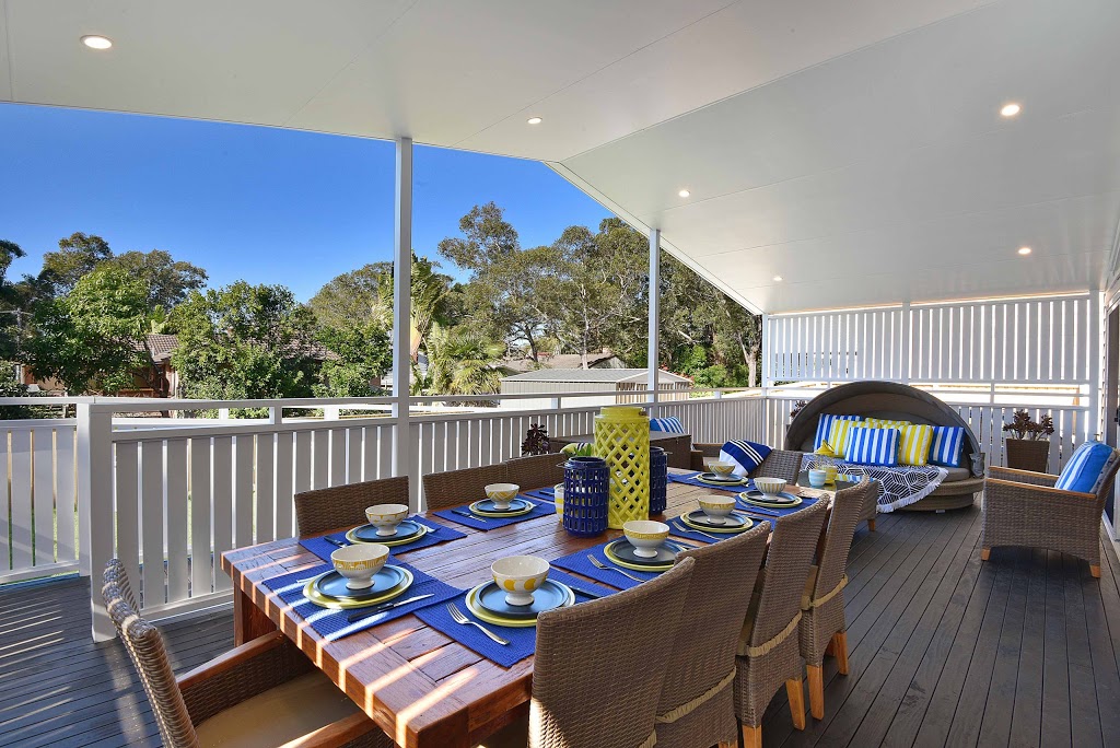 Margarets Hamptons Beach House | lodging | 22 Margaret St, Hawks Nest NSW 2324, Australia | 0243331701 OR +61 2 4333 1701