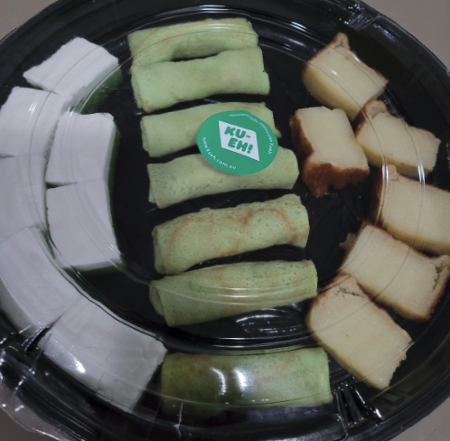 Hometown Kueh | food | 241 Cairnlea Dr, Cairnlea VIC 3023, Australia | 0417106612 OR +61 417 106 612