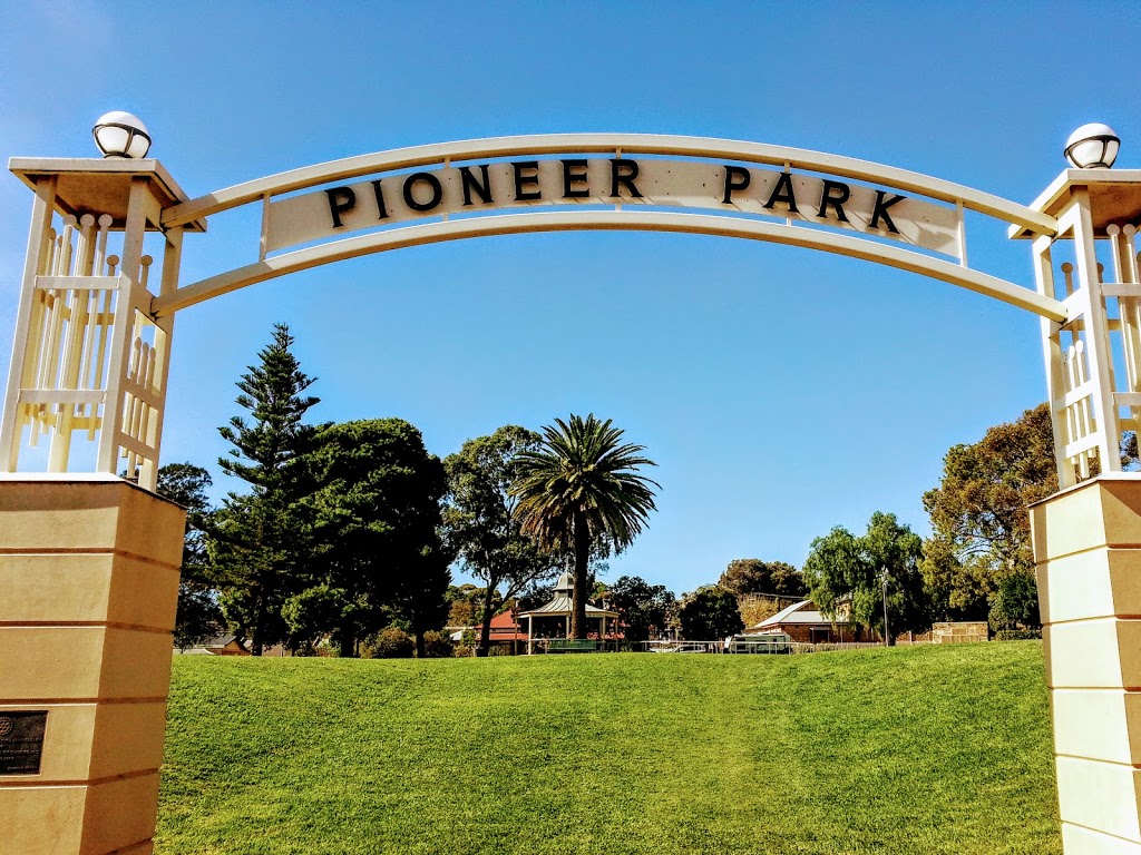 Pioneer Park | park | Murray St, Gawler SA 5118, Australia | 0885229211 OR +61 8 8522 9211