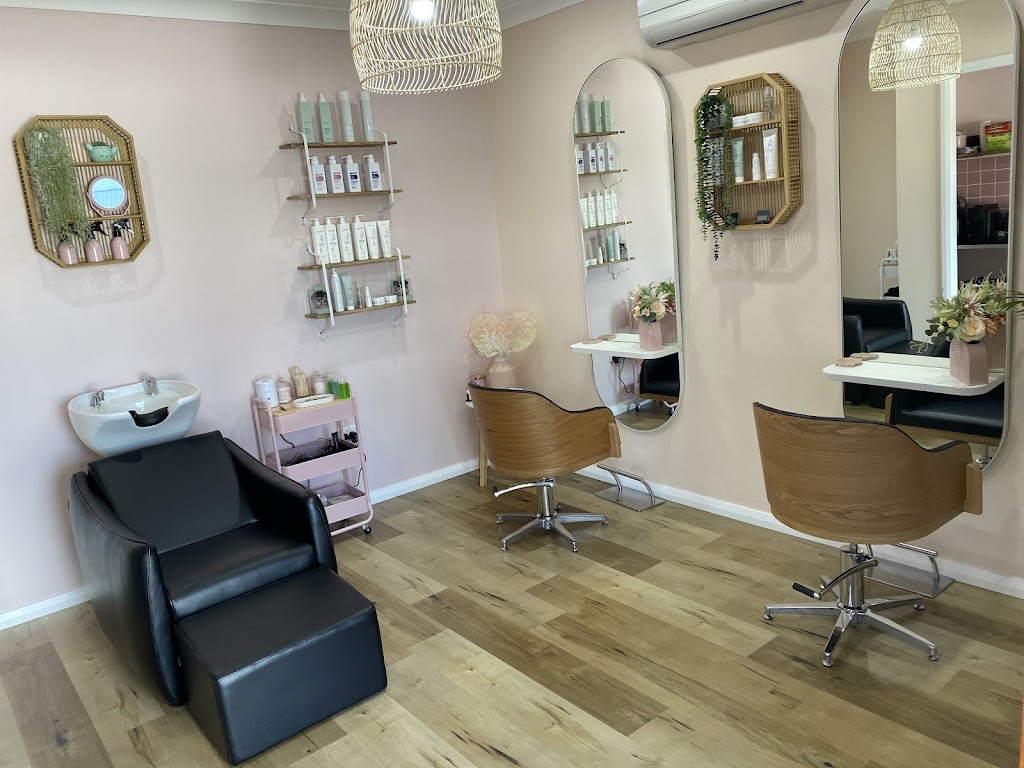 Hair on Asquith Avenue | hair care | 43 Asquith Ave, Windermere Park NSW 2264, Australia | 0432324427 OR +61 432 324 427