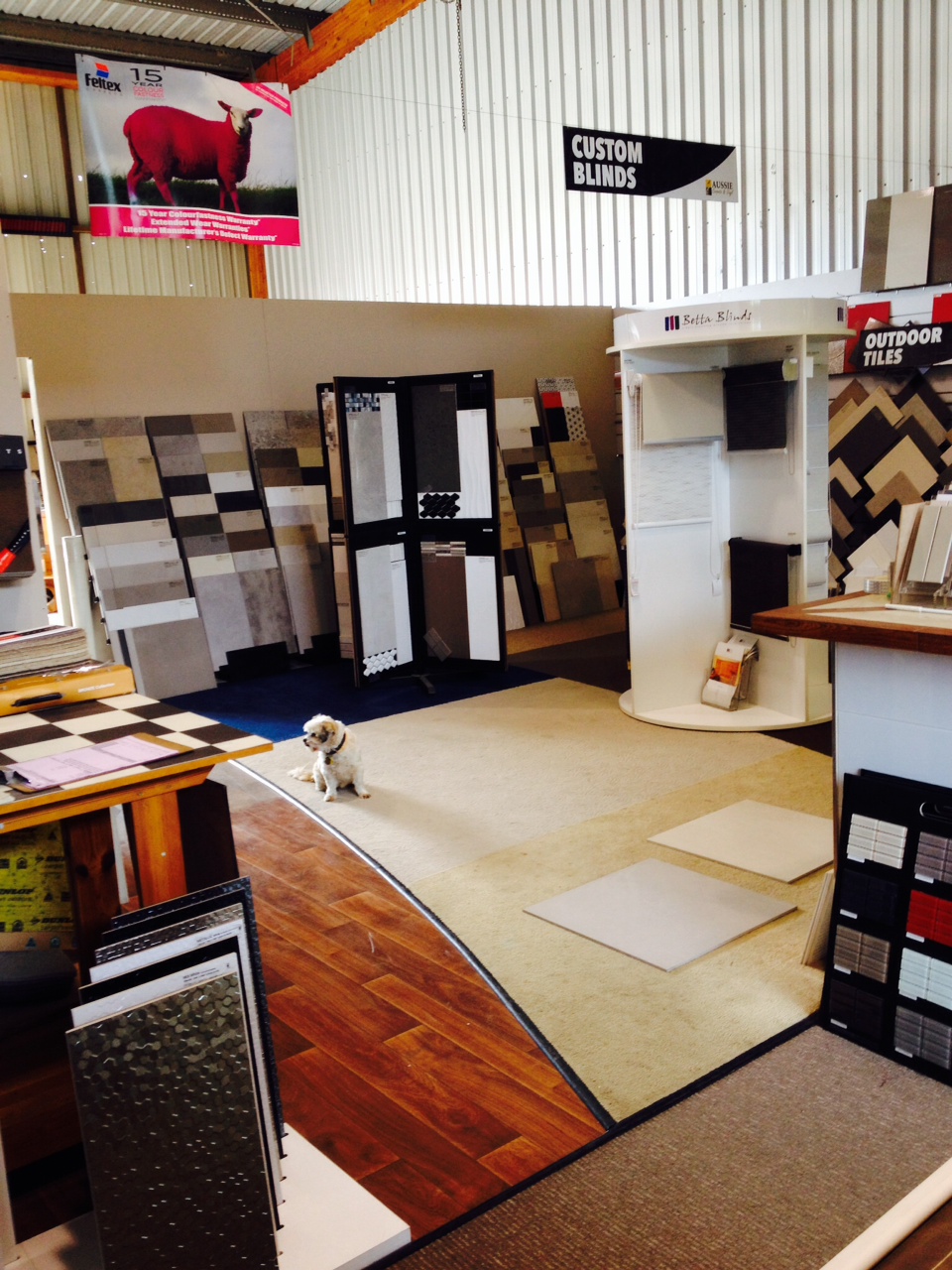 Aussie Carpets & Vinyl | home goods store | 3/15 Free St, Beerwah QLD 4519, Australia | 0754946300 OR +61 7 5494 6300