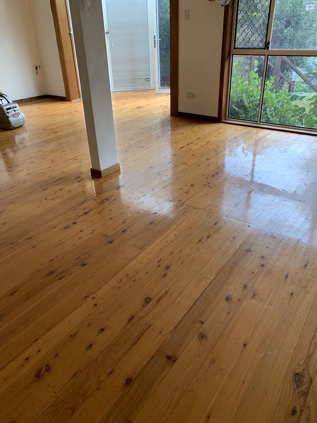 ALL IN ONE RENOVATIONS SYDNEY PTY LTD | 5 Merryvale Rd, Minto NSW 2566, Australia | Phone: 0451 878 711