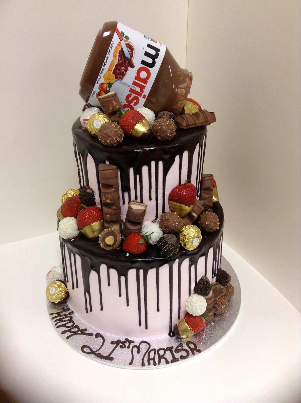 Dolcini Cakes | 3/44 Harden St, Canley Heights NSW 2166, Australia | Phone: (02) 9757 3003