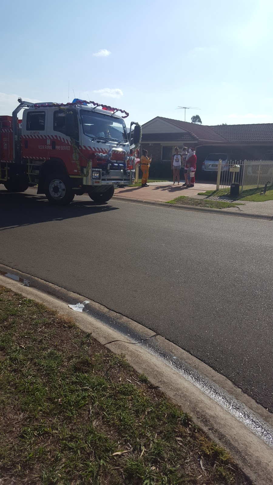 Plumpton Rural Fire Brigade | fire station | 1L Florence St, Oakhurst NSW 2761, Australia | 0298327620 OR +61 2 9832 7620