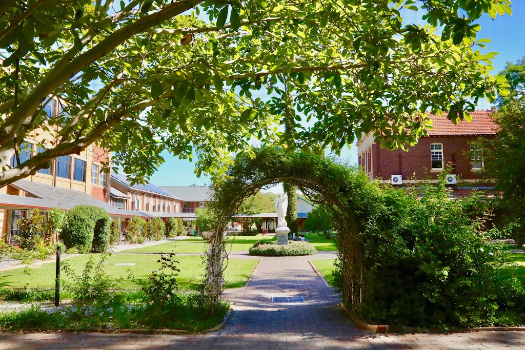 All Saints College, Maitland (Senior Campus) | 16 Grant St, Maitland NSW 2320, Australia | Phone: (02) 4933 6933