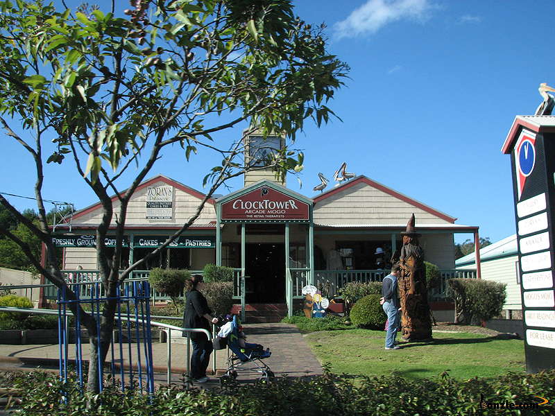 MOGO Village Framers | store | Shop 3 Clocktower Arcade, 46 Sydney St, Mogo NSW 2536, Australia | 0438680226 OR +61 438 680 226