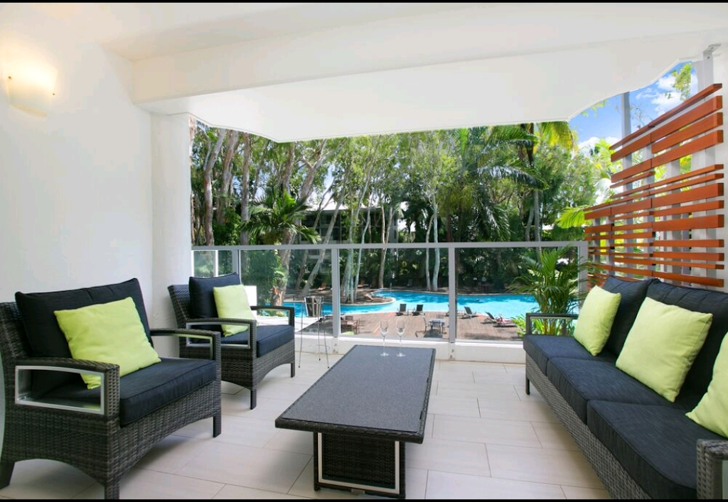 Palm Cove Beach Apartment | 2-22 Veivers Rd, Palm Cove QLD 4879, Australia | Phone: 0438 444 886
