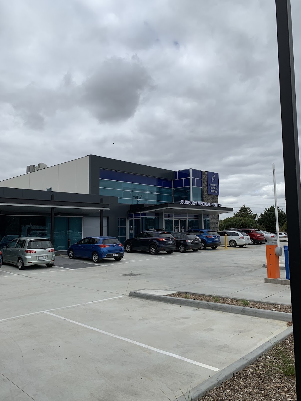 Sunbury Medical Centre Pharmacy | 38-44 Gap Rd, Sunbury VIC 3429, Australia | Phone: (03) 9744 7005