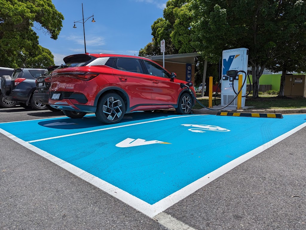 Evie Charging Station | 83 Wills St, Dunkeld VIC 3294, Australia | Phone: 1300 463 843