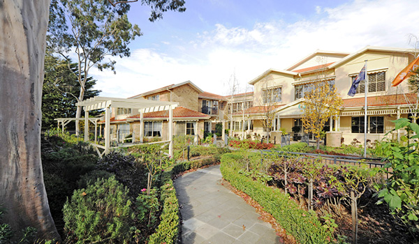 Camberwell Green Aged Care | health | 12-14 Hunter Rd, Camberwell VIC 3124, Australia | 0398886133 OR +61 3 9888 6133