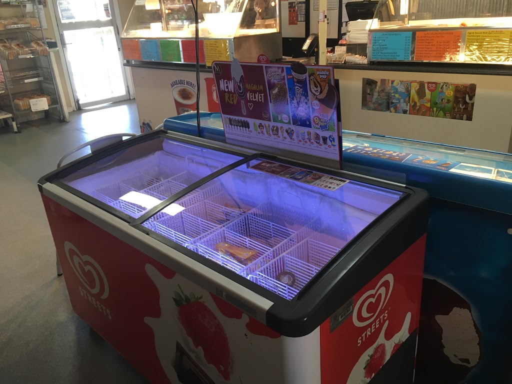 Majorca Road Take away Fish Chips Salad Rolls | 11 Majorca Rd, Maryborough VIC 3465, Australia | Phone: (03) 5461 1881