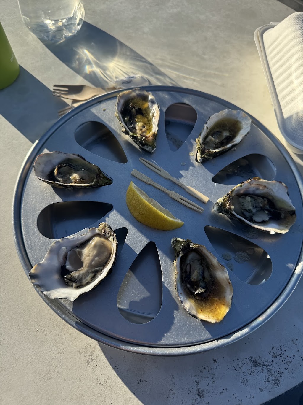 Ceduna Oyster Barn | Lot 20 Eyre Hwy, Ceduna SA 5690, Australia | Phone: 0497 085 549