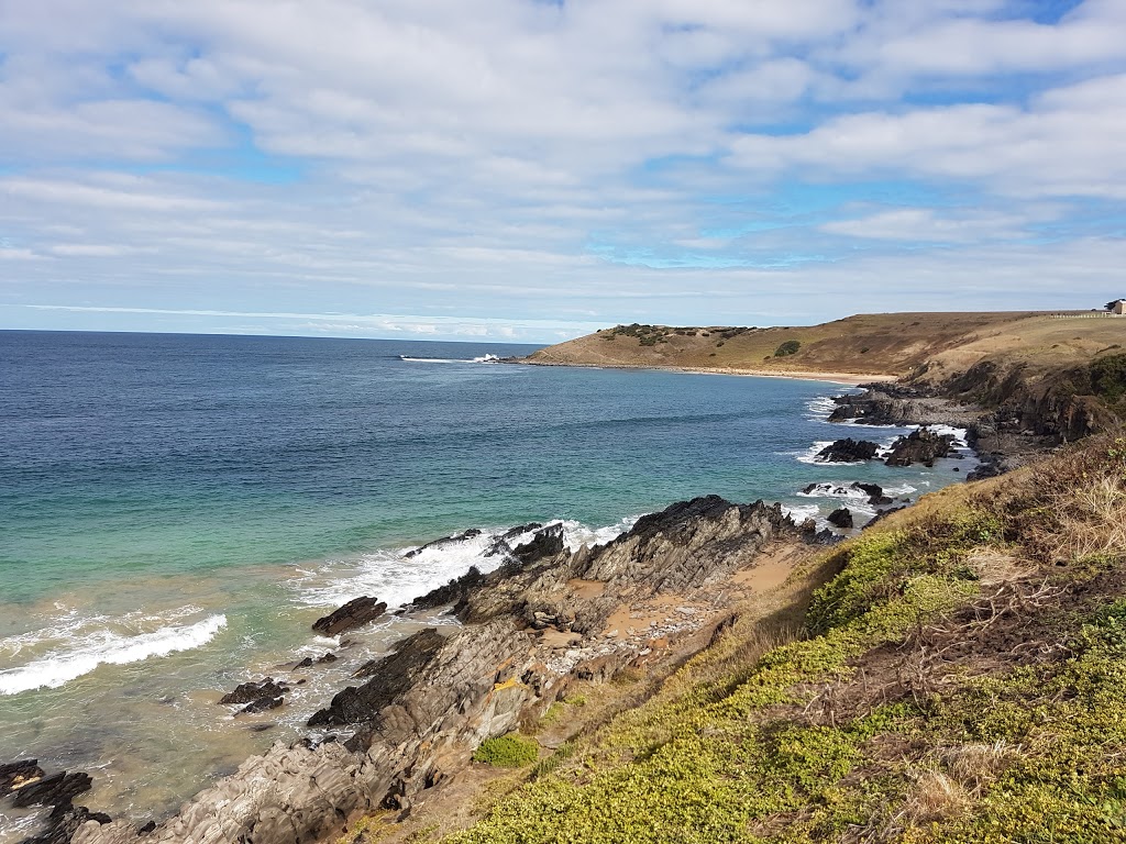 Kings Beach Road Trail Head | parking | 76 Kings Beach Rd, Waitpinga SA 5211, Australia