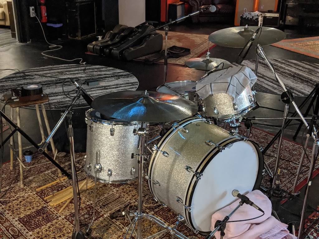 Damien Gerard Sound Studios | 19 Grieve Cl, West Gosford NSW 2250, Australia | Phone: 0416 143 030