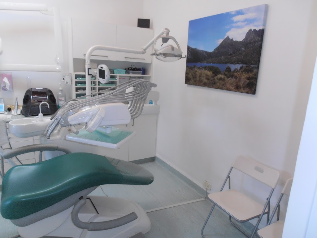 Dr. Truhin Vallery --- DENTAL 4 U | dentist | 232 Shannon Ave, Geelong West VIC 3218, Australia | 0352225622 OR +61 3 5222 5622