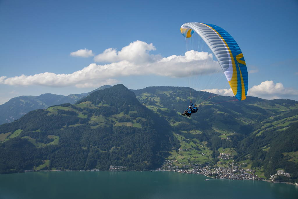 Gold Coast Tandem Paragliding - Mt Tamborine | 294 Main Western Rd, Tamborine Mountain QLD 4272, Australia | Phone: (07) 5543 5939