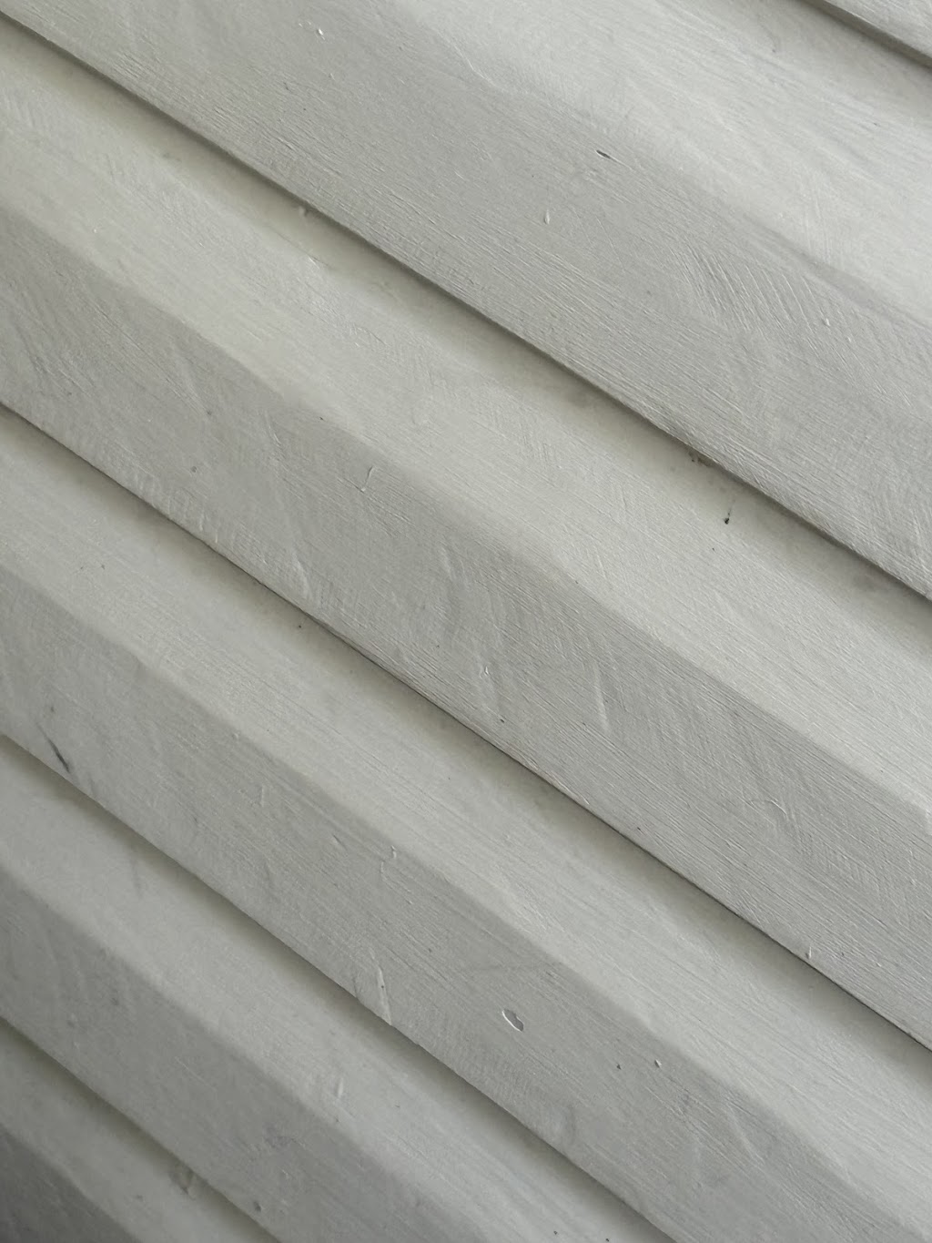 Jason’s painting and handyman services | 1-3 Lake Parade, East Corrimal NSW 2518, Australia | Phone: 0499 864 189