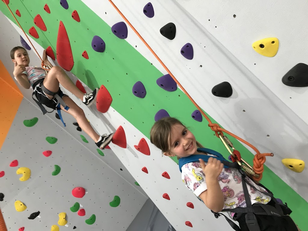 Indoor Climb South Coast | 15 Duranbah Dr, Huskisson NSW 2540, Australia | Phone: (02) 4441 7310