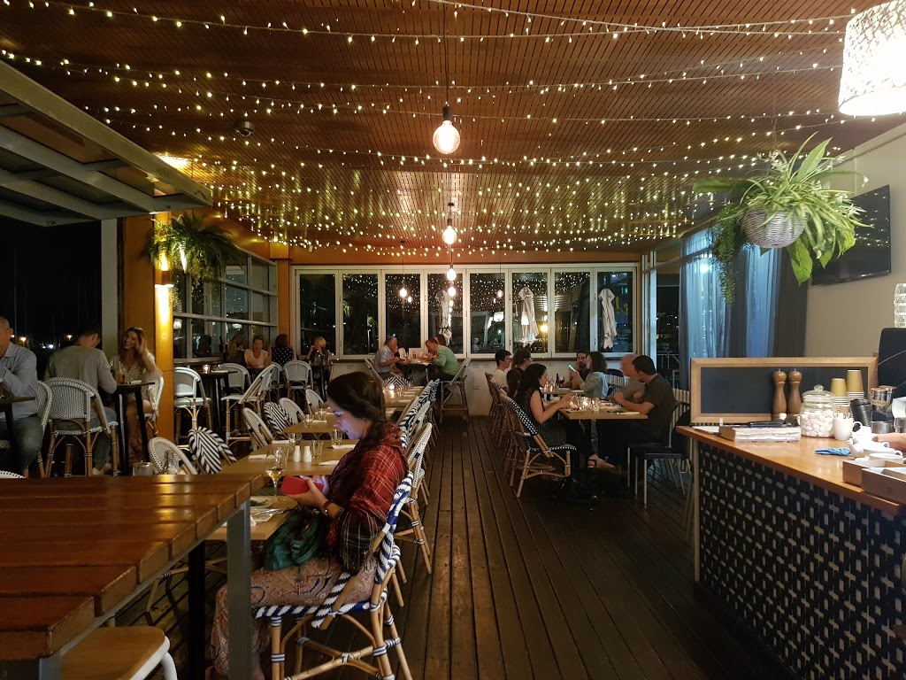 Tide Wine Bar | restaurant | 1 Wyvernleigh Cl, Manly QLD 4179, Australia | 0733968962 OR +61 7 3396 8962
