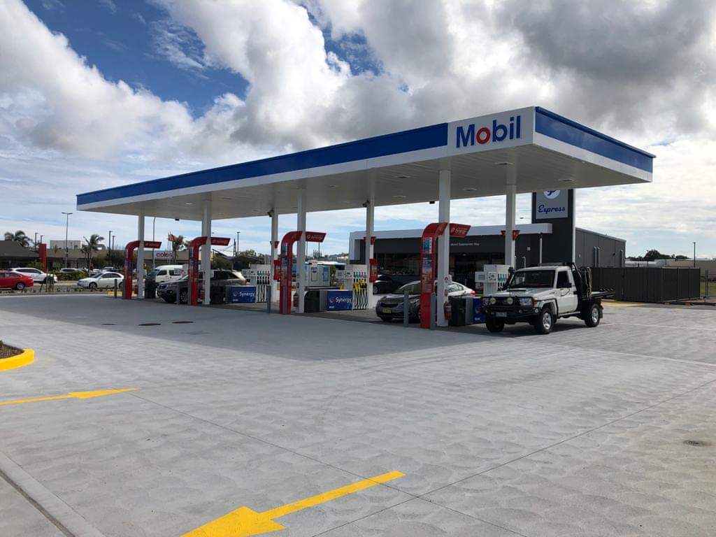 Mobil | 15 Bagnall Beach Rd, Salamander Bay NSW 2317, Australia | Phone: (02) 4905 5415