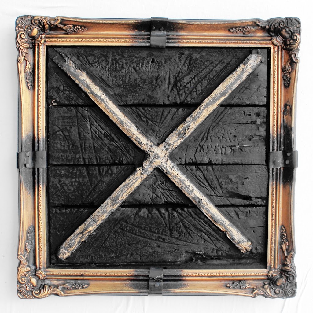 Black and Color house gallery | 26 Trout Stream Way, Macs Cove VIC 3723, Australia | Phone: 0449 052 599