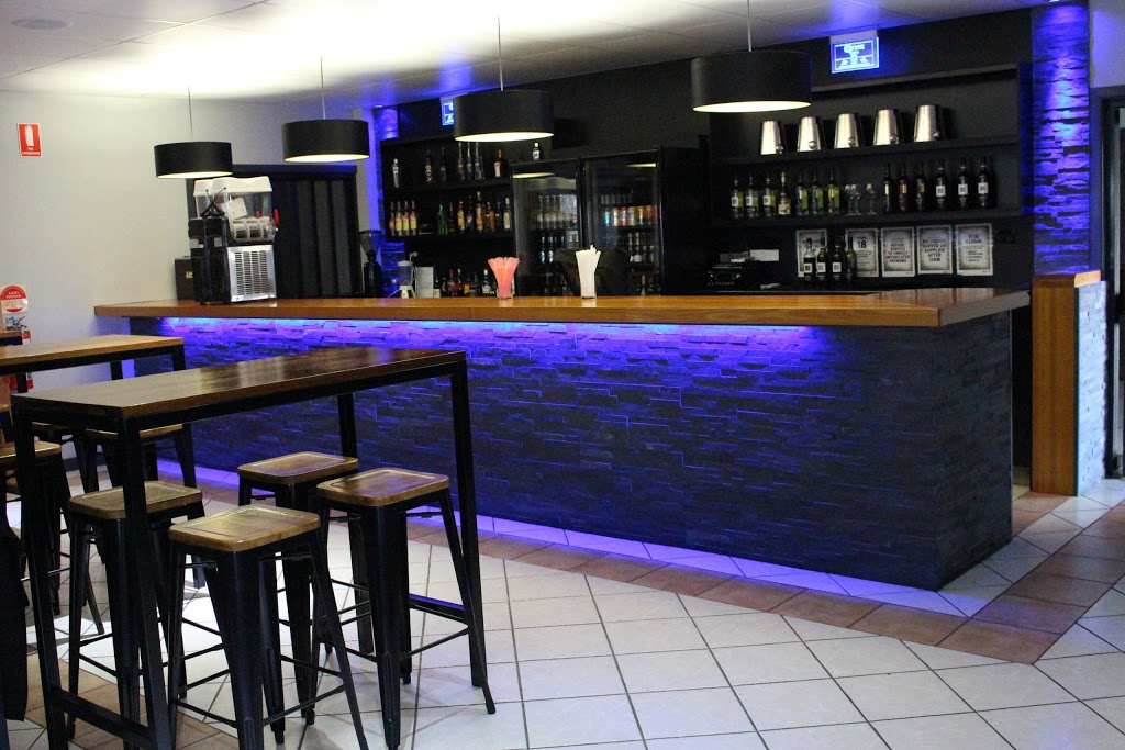 Clippers Bar & Grill And Clippers Conferece Centre | 65 Victoria St, Warwick QLD 4370, Australia | Phone: (07) 4661 1111