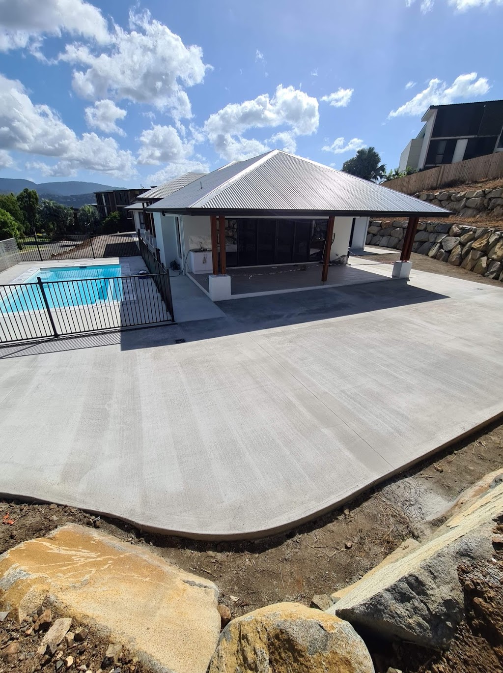 Chookcrete | Amarula Pl, Cannonvale QLD 4802, Australia | Phone: 0428 901 988