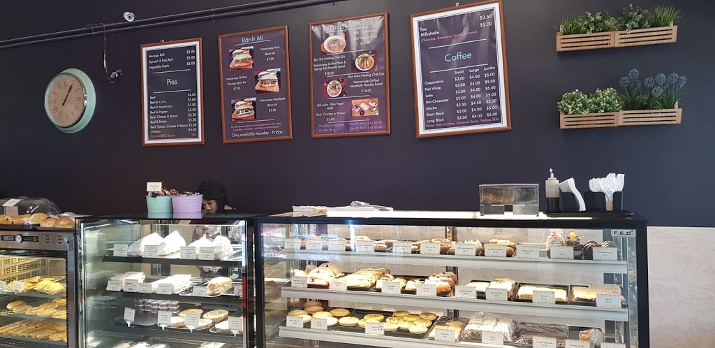 Golden Oven Bakery | bakery | 14/20 Blamey Cres, Campbell ACT 2612, Australia | 0262488880 OR +61 2 6248 8880