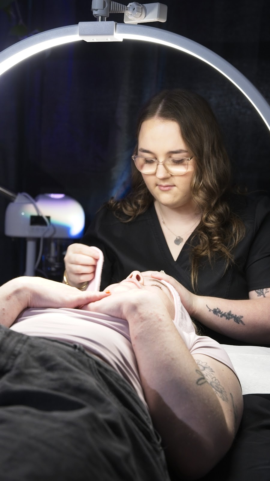 Daisy’s Beauty Room | 18 Gains Pl, Glenvale QLD 4350, Australia | Phone: 0423 897 735