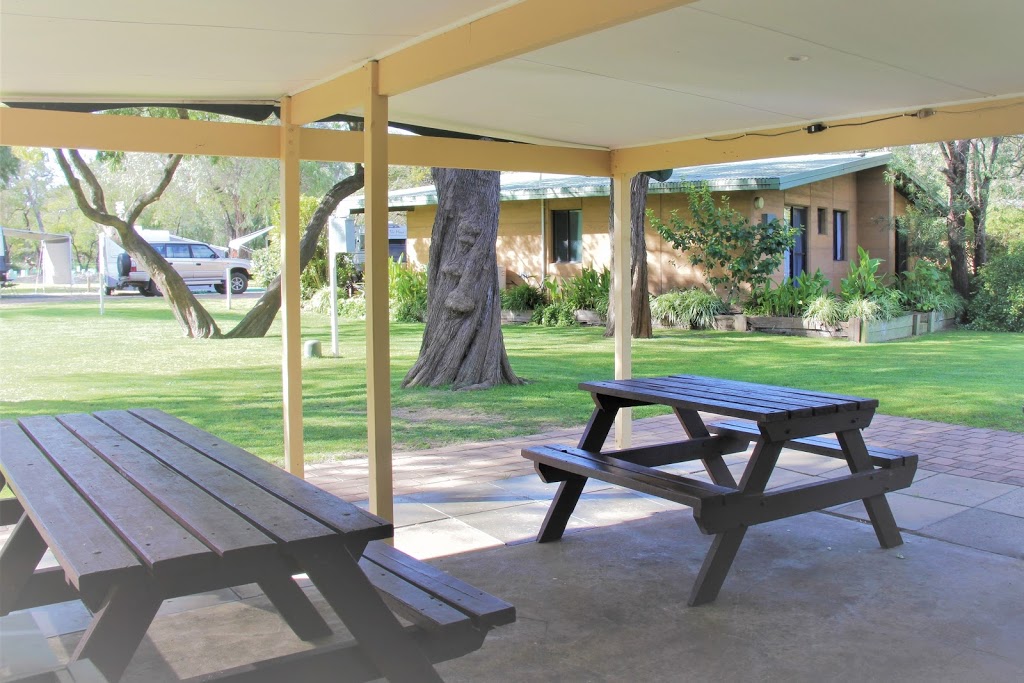 Sandy Bay Holiday Park | campground | 2 Norman Rd, Broadwater WA 6280, Australia | 0897522003 OR +61 8 9752 2003