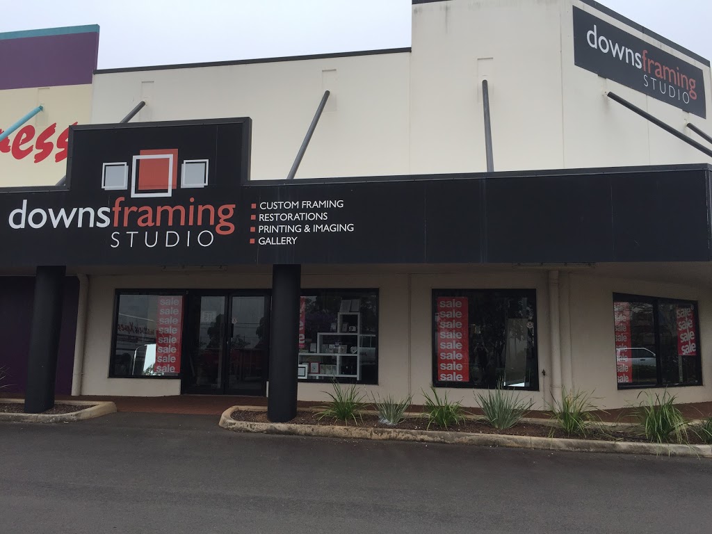 Downs Framing Studio | store | 4/900 Ruthven St, Kearneys Spring QLD 4350, Australia | 0745282458 OR +61 7 4528 2458