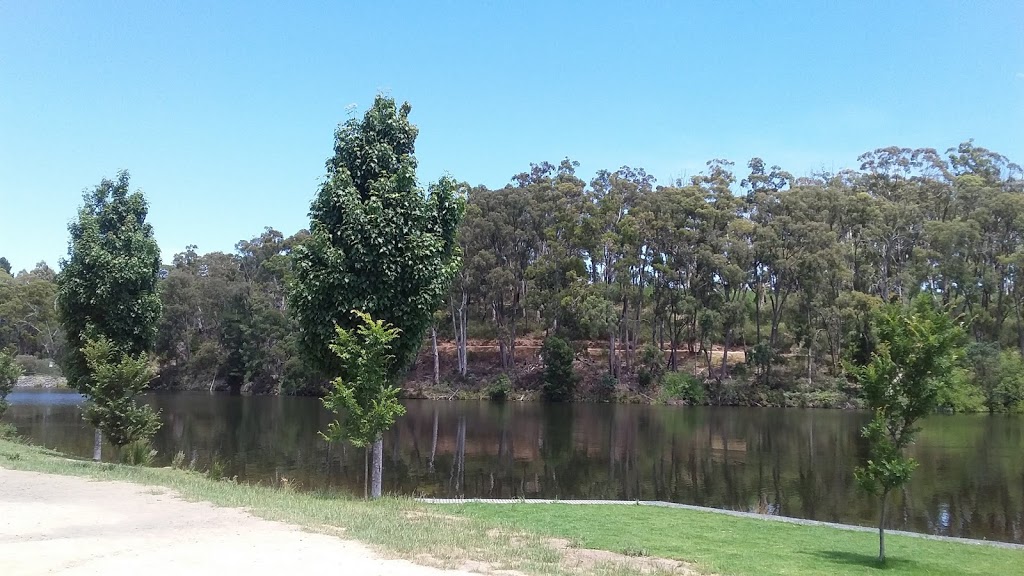 Lake Daylesford Carpark | 2 Leggatt St, Daylesford VIC 3460, Australia