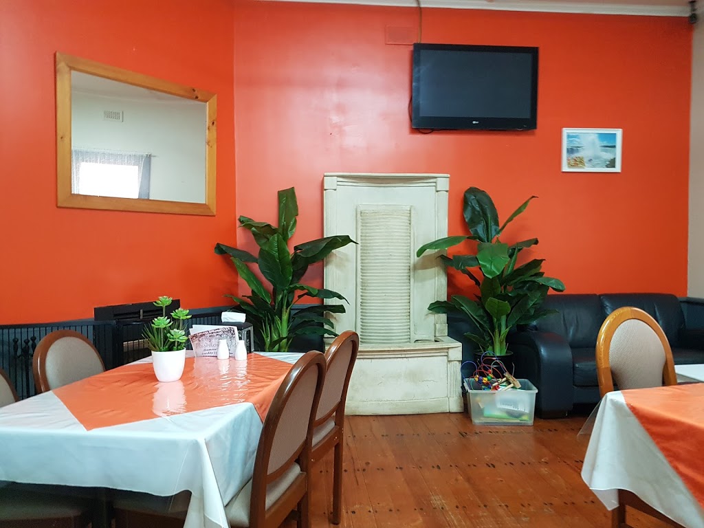 Lameroo Café | meal takeaway | 66 Railway Terrace N, Lameroo SA 5302, Australia | 0885763073 OR +61 8 8576 3073