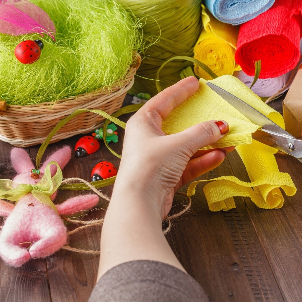Salamander arts and craft | 4/9 Shearwater Dr, Taylors Beach NSW 2316, Australia | Phone: (02) 4982 5055