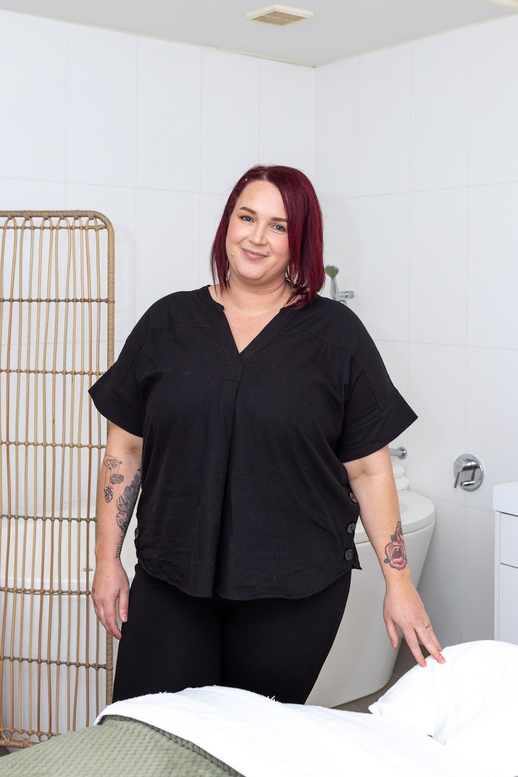 Jade with Envy | Lady Bay Resort/ Lady Bay Treatment Rooms, 2 Pertobe Rd, Warrnambool VIC 3280, Australia | Phone: 0400 769 315