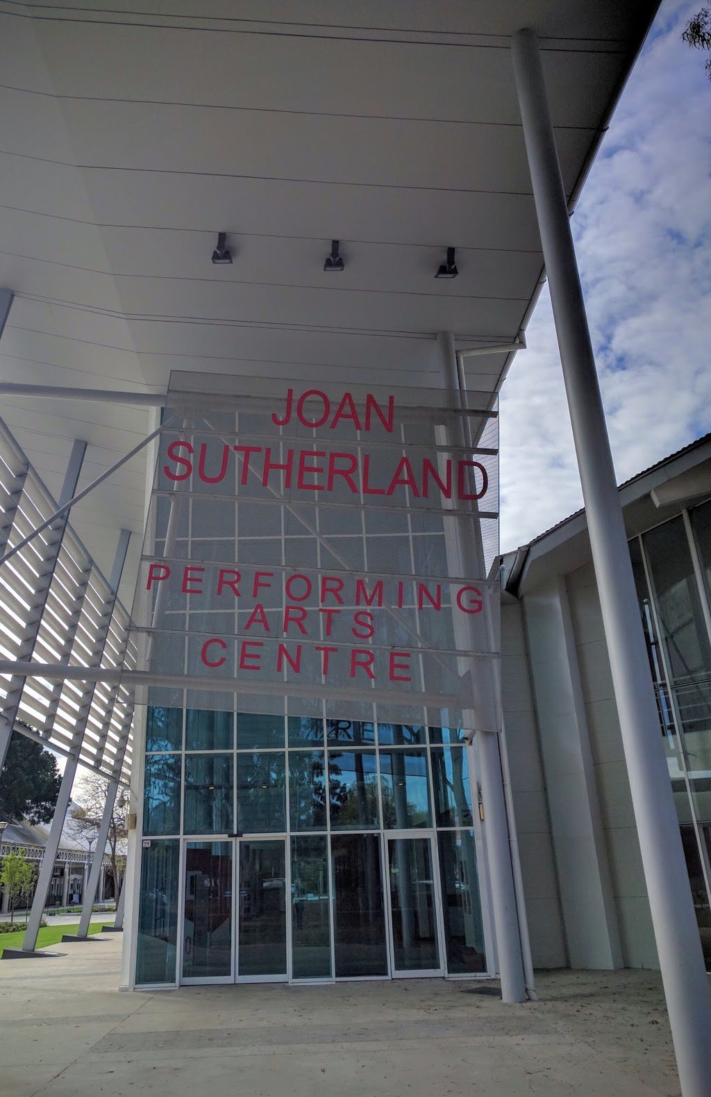 Joan Sutherland Performing Arts Centre | school | 597 High St, Penrith NSW 2750, Australia | 0247237611 OR +61 2 4723 7611