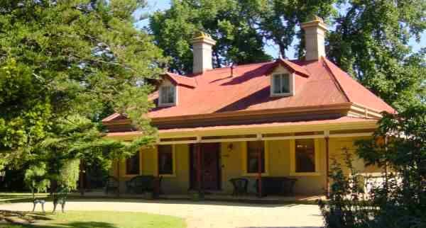 Bon Accord Bed & Breakfast | lodging | 153-155 Dawson St, Sale VIC 3850, Australia | 0351445555 OR +61 3 5144 5555