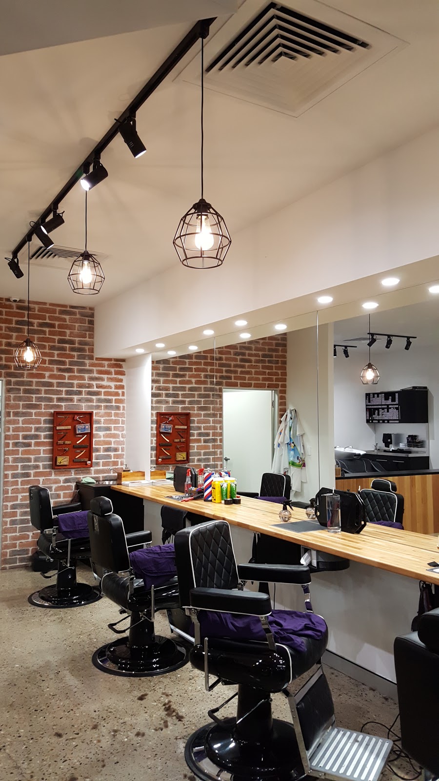 The Hairologists Albany Creek | hair care | 700 Albany Creek Rd, Albany Creek QLD 4035, Australia | 0732644100 OR +61 7 3264 4100