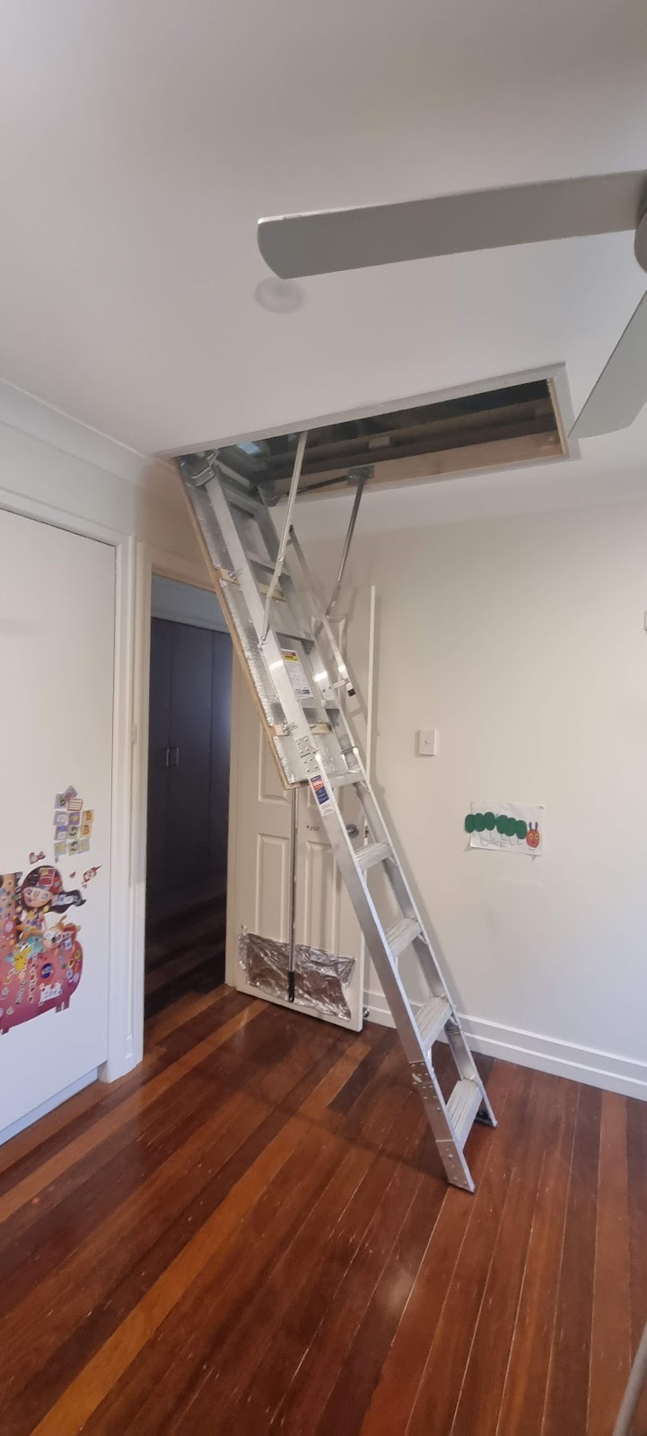 Attic ladders and floors qld | 1/1 Hemmant Tingalpa Rd, Hemmant QLD 4174, Australia | Phone: (07) 3195 3383